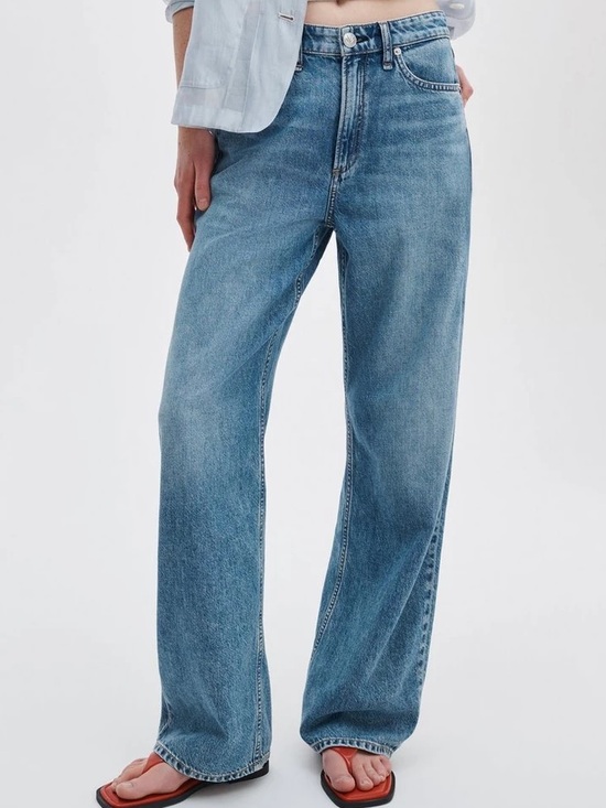 rag & bone Denim - Rag & Bone Logan Wide-Leg Jean Mid-Rise in Featherweight Denim